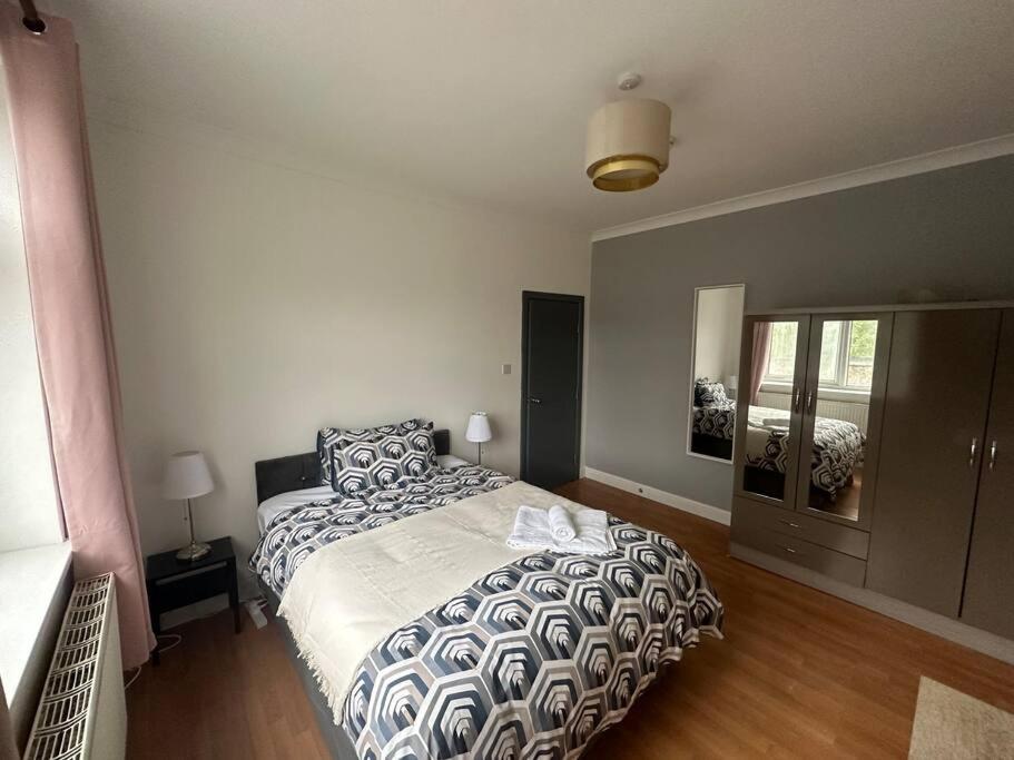 5 Bedroom House Se6 Londra Exterior foto
